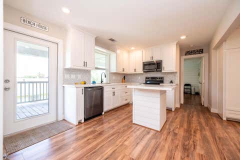 Tiny photo for 6902 Avenue P, Galveston, TX 77551 (MLS # 74381264)