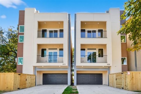 Photo of 3315 Nettleton Street, Houston, TX 77004 (MLS # 28100243)