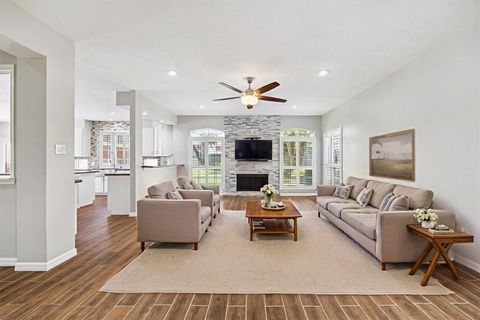 Photo of 2006 Ravens Crest Drive Dr, Sugar Land, TX 77478 (MLS # 61351113)