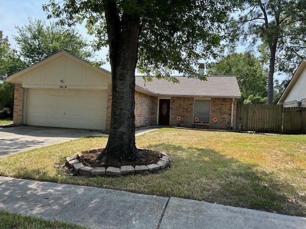 Photo of 5414 Fawn Trail Lane, Humble, TX 77346 (MLS # 81711342)