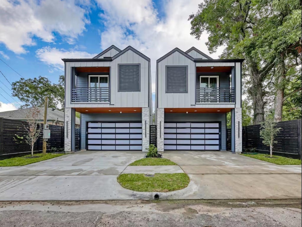 Photo of 5215 Farmer Street, Houston, TX 77020 (MLS # 86191794)