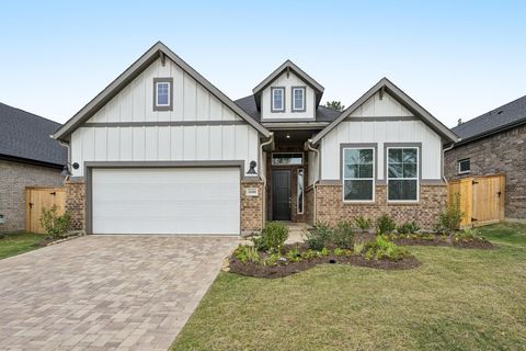 Photo of 26018 S Outrider Banks Cir, Montgomery, TX 77316 (MLS # 18070873)