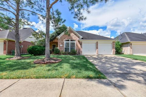 Photo of 3606 Chesapeake Court, Pearland, TX 77584 (MLS # 50512435) Photo of 3606 Chesapeake Court, Pearland, TX 77584 (MLS # 50512435)