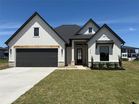 Photo of 10720 S Lake Mist Lane, Willis, TX 77318 (MLS # 80575298)