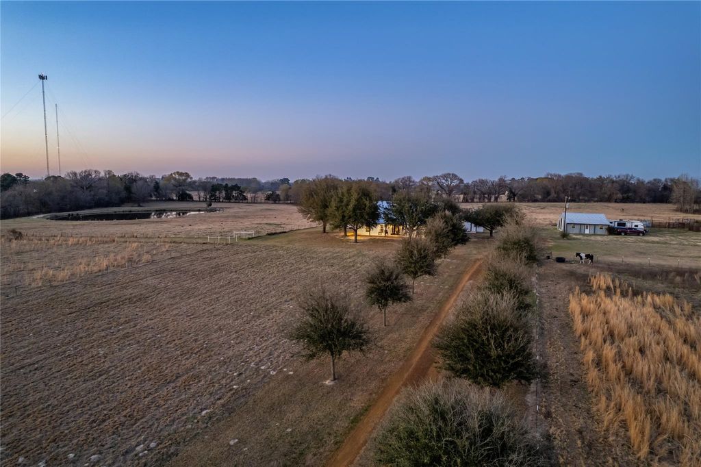 Photo of 6751 Cr 4710, Larue, TX 75770 (MLS # 59439498)