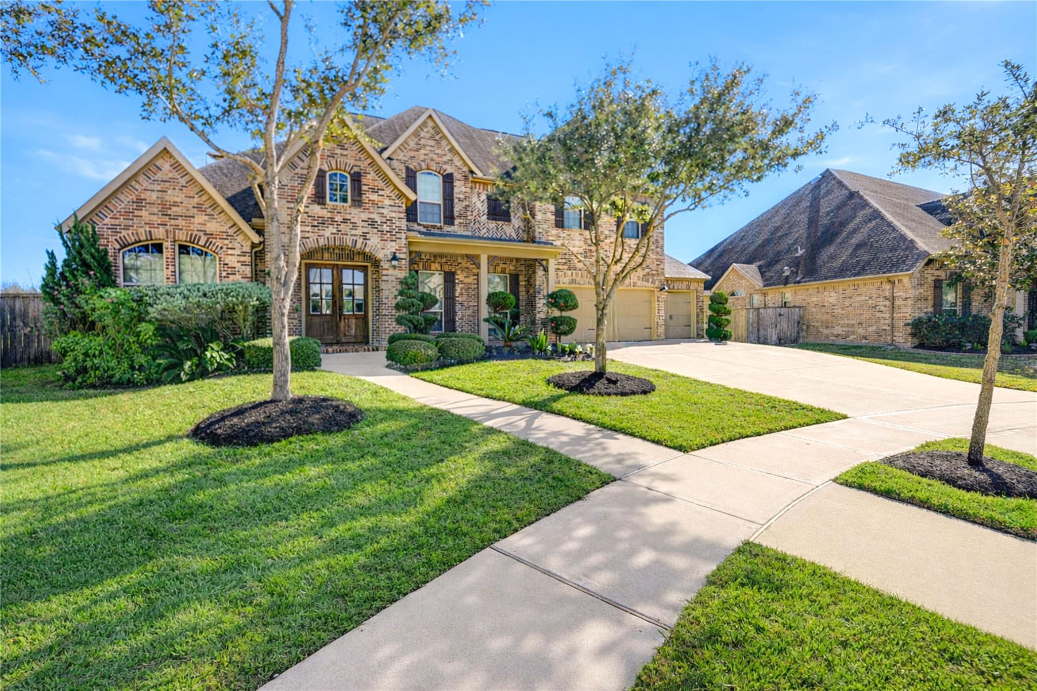 8803 Purdy Crescent Trail