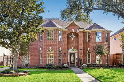 4911 Tamarisk Street Bellaire TX 77401