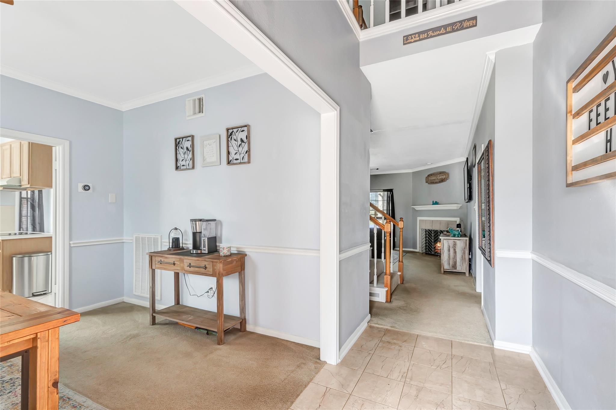 906 W Via Dora Court