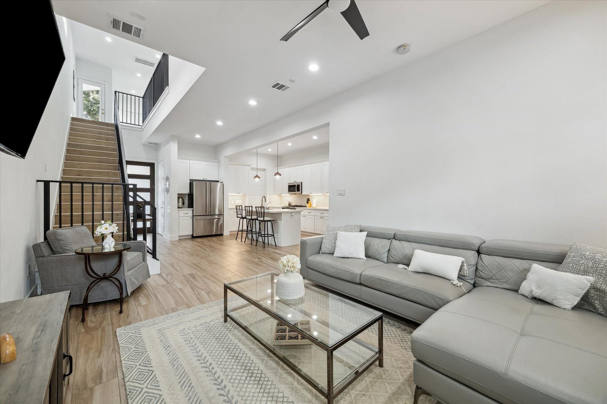 5021 Creekmont Drive