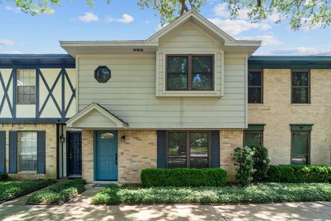 Photo of 10018 Knoboak Drive #3, Houston, TX 77080 (MLS # 49307270)