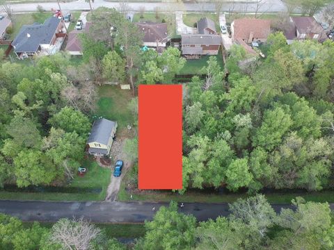 Photo of 17120 Sprawling Oaks Dr Dr, Conroe, TX 77385 (MLS # 60934089)