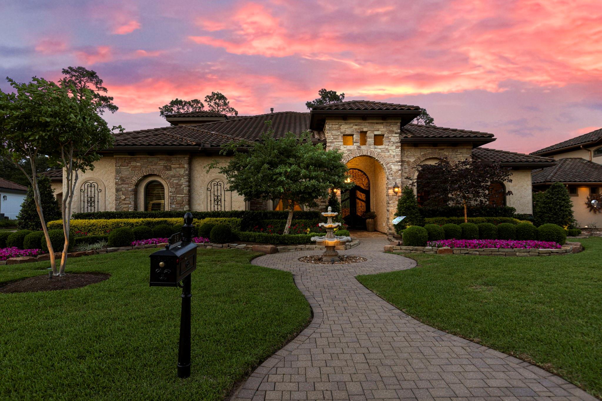 38 Post Shadow Estate Drive