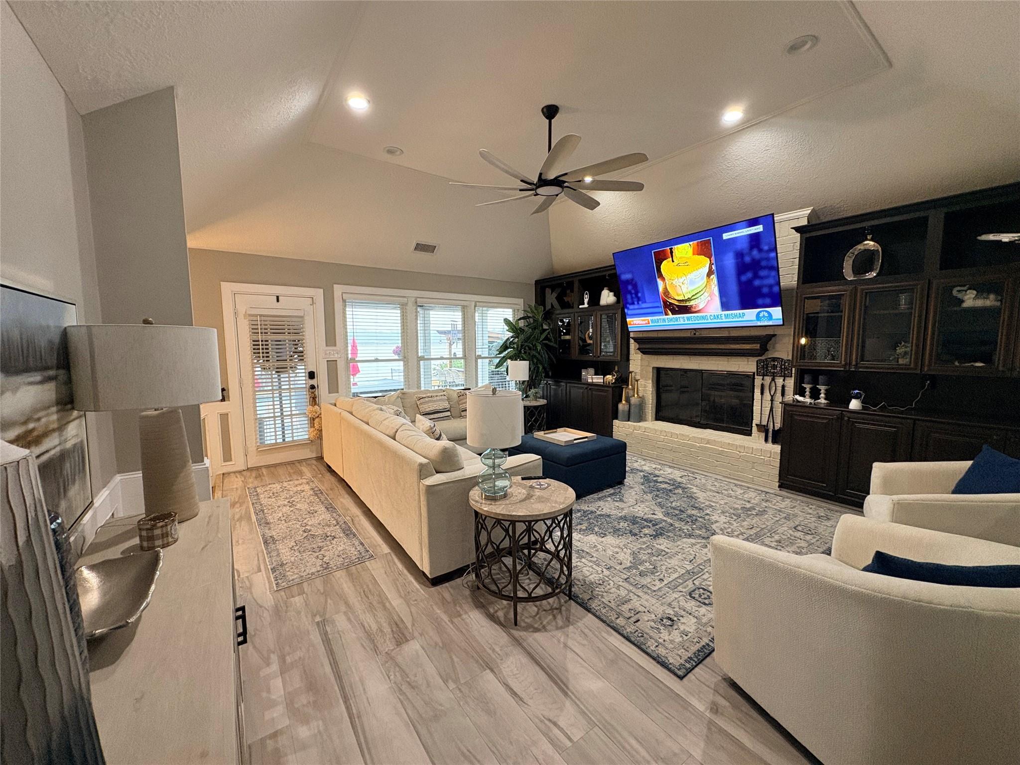 15168 Paradise Point Drive