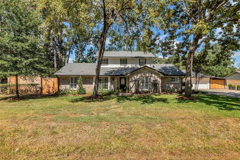 Photo of 2019 Laurel Springs Lane, Houston, TX 77339 (MLS # 16479833)