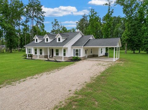 Photo of 65 County Road 2266, Cleveland, TX 77327 (MLS # 72505486)