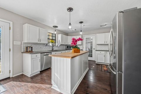 Tiny photo for 10303 Croger Drive, Magnolia, TX 77354 (MLS # 43261000)