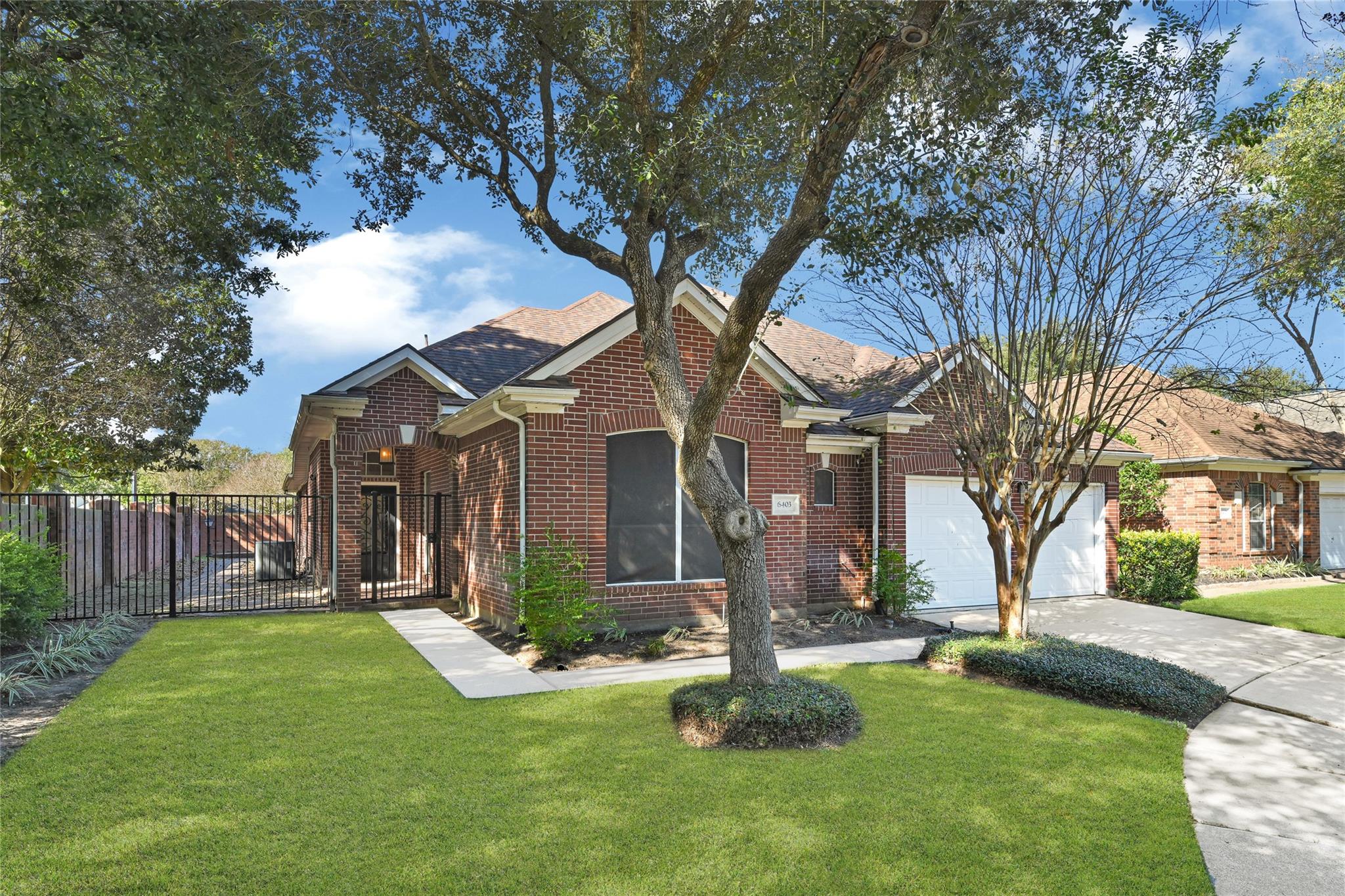 6403 Parkriver Crossing