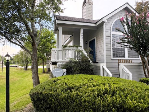 Photo of 111 Dunbar Estates Drive #903, Friendswood, TX 77546 (MLS # 74626614)
