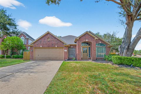 Photo of 7302 Foyer Circle, Missouri City, TX 77459 (MLS # 96661809) Photo of 7302 Foyer Circle, Missouri City, TX 77459 (MLS # 96661809)