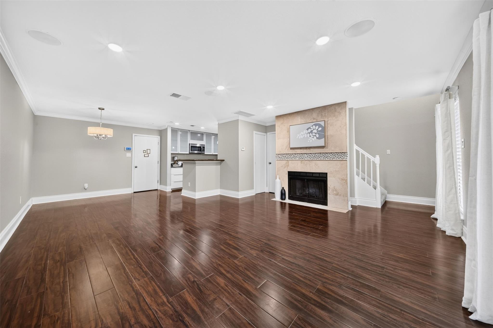 2379 Briarwest Boulevard 85