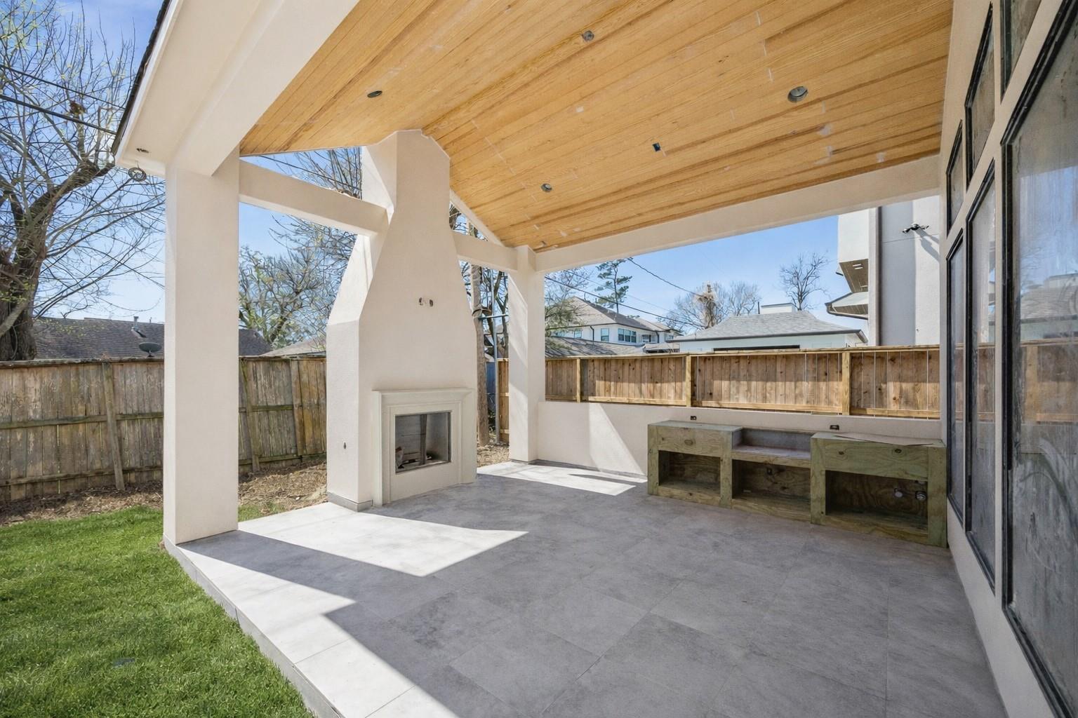 1423 Gardenia Drive