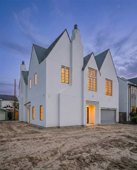 1423 Gardenia Drive Houston TX 77018