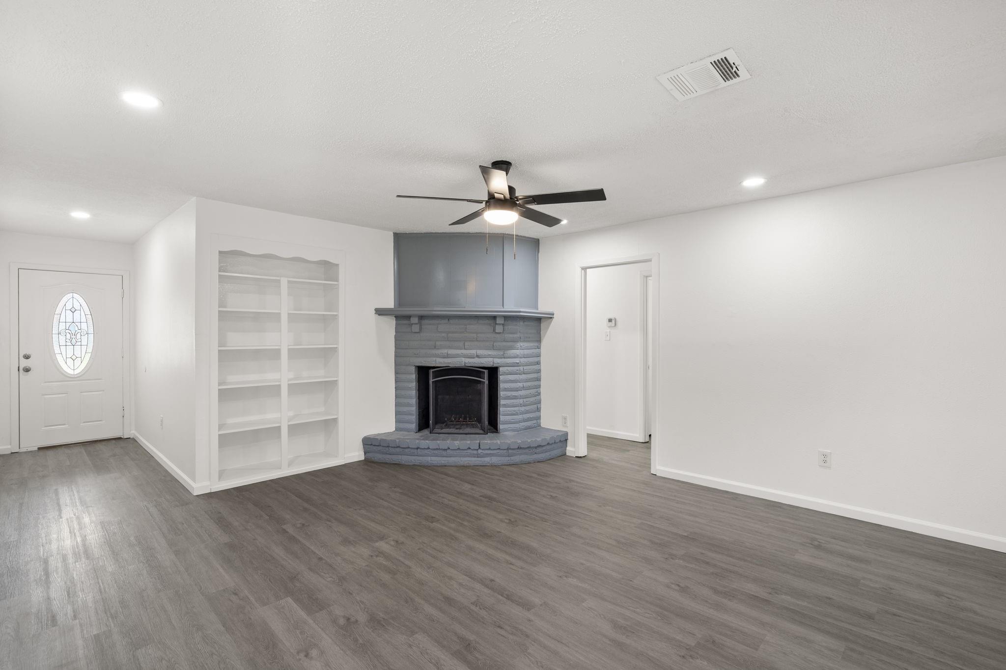 16822 David Glen Drive