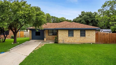 Photo of 135 Navajo Circle, Cibolo, TX 78108 (MLS # 13472823)