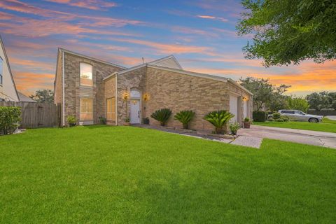 Photo of 3018 Hazy Park Drive, Houston, TX 77082 (MLS # 92831324)