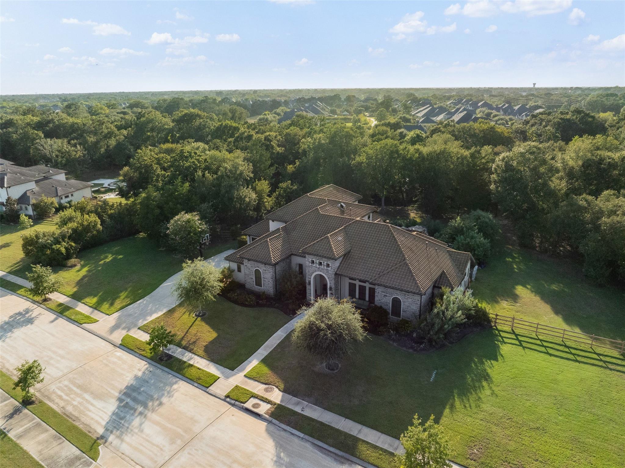8603 Woods Hollow Trail