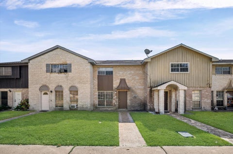 Photo of 1624 Eagle Lake Road, Sealy, TX 77474 (MLS # 1048295)