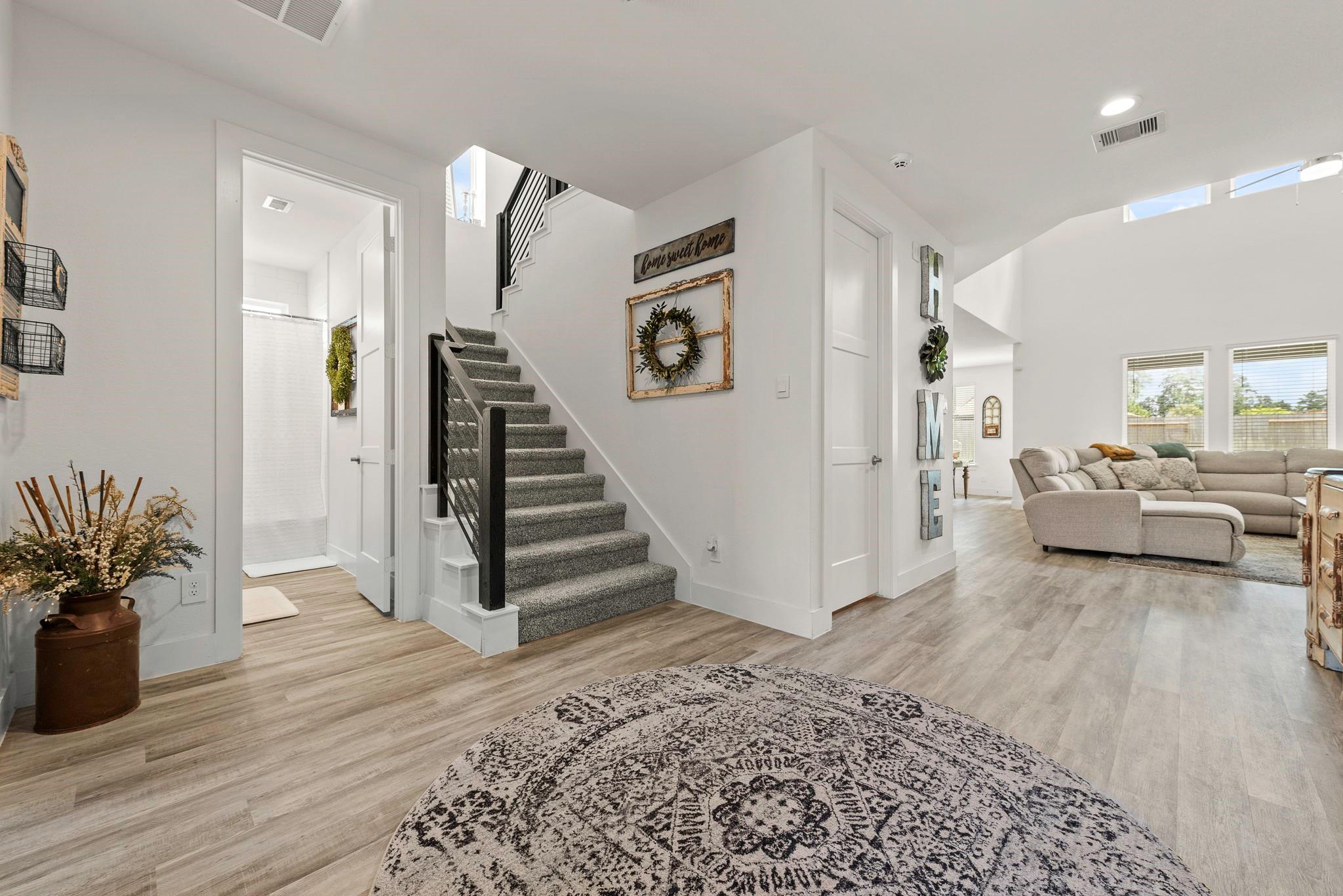 10009 Gray Jay Court