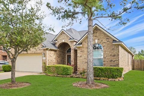 Photo of 24607 Lake Path Circle, Katy, TX 77493 (MLS # 85137836)