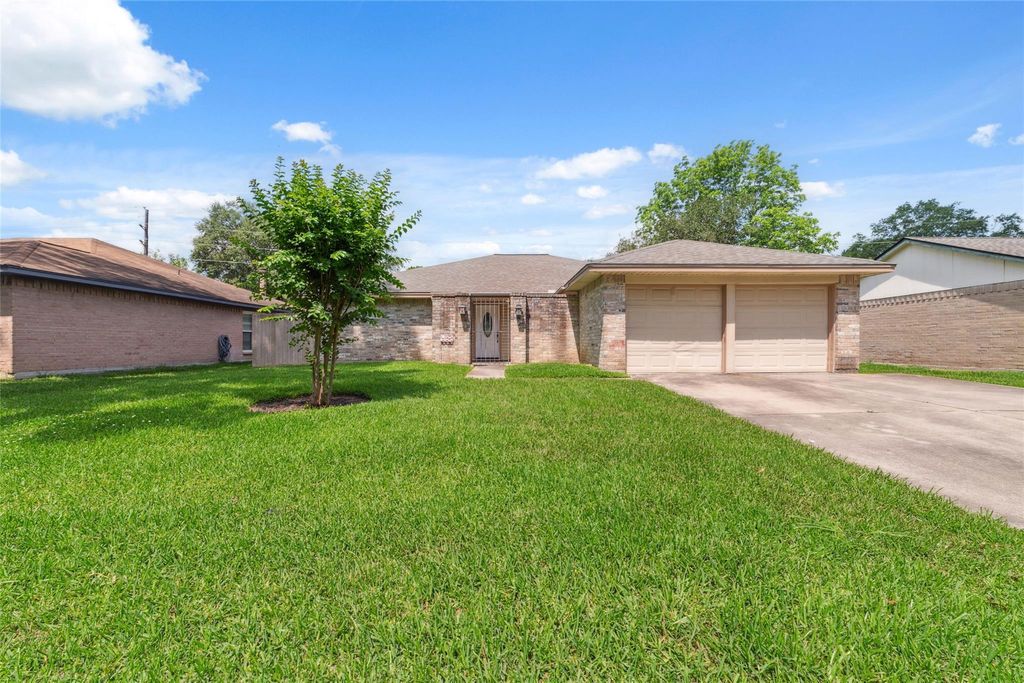 Photo of 21603 Slippery Creek Lane, Spring, TX 77388 (MLS # 95873761)