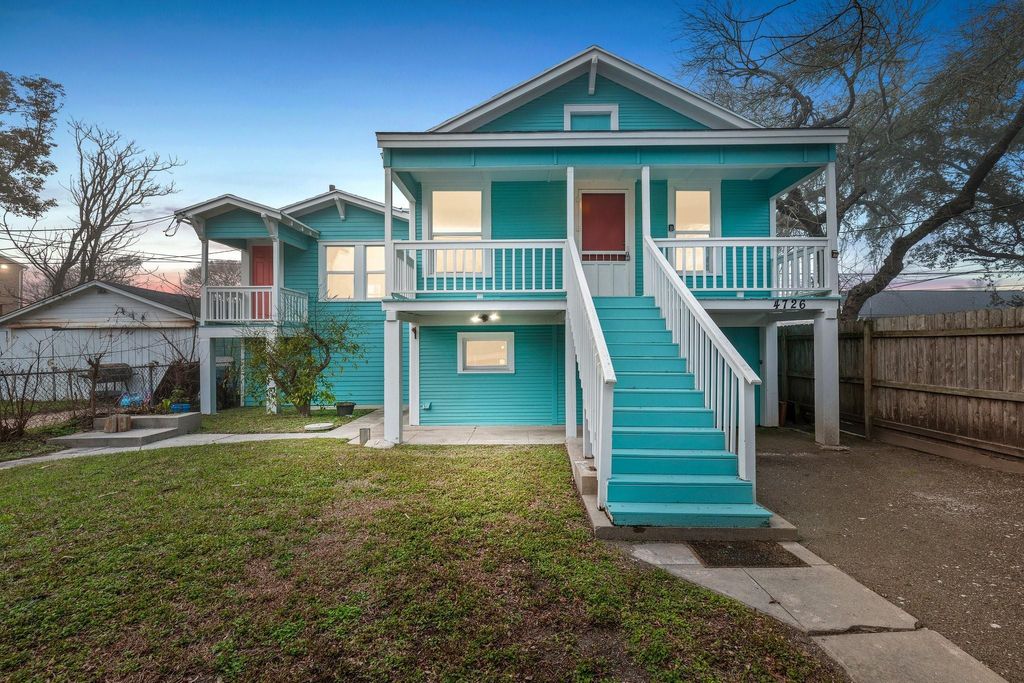 Photo of 4728 Avenue R 1/2, Galveston, TX 77551 (MLS # 10505746)