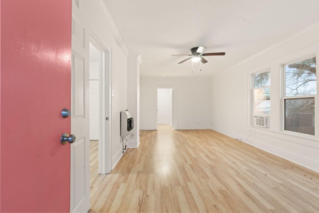 Photo of 4728 Avenue R 1/2, Galveston, TX 77551 (MLS # 10505746)