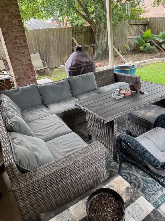 22715 Bloomridge Circle