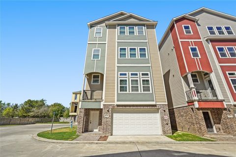 2116 Bidwell Drive Houston TX 77018