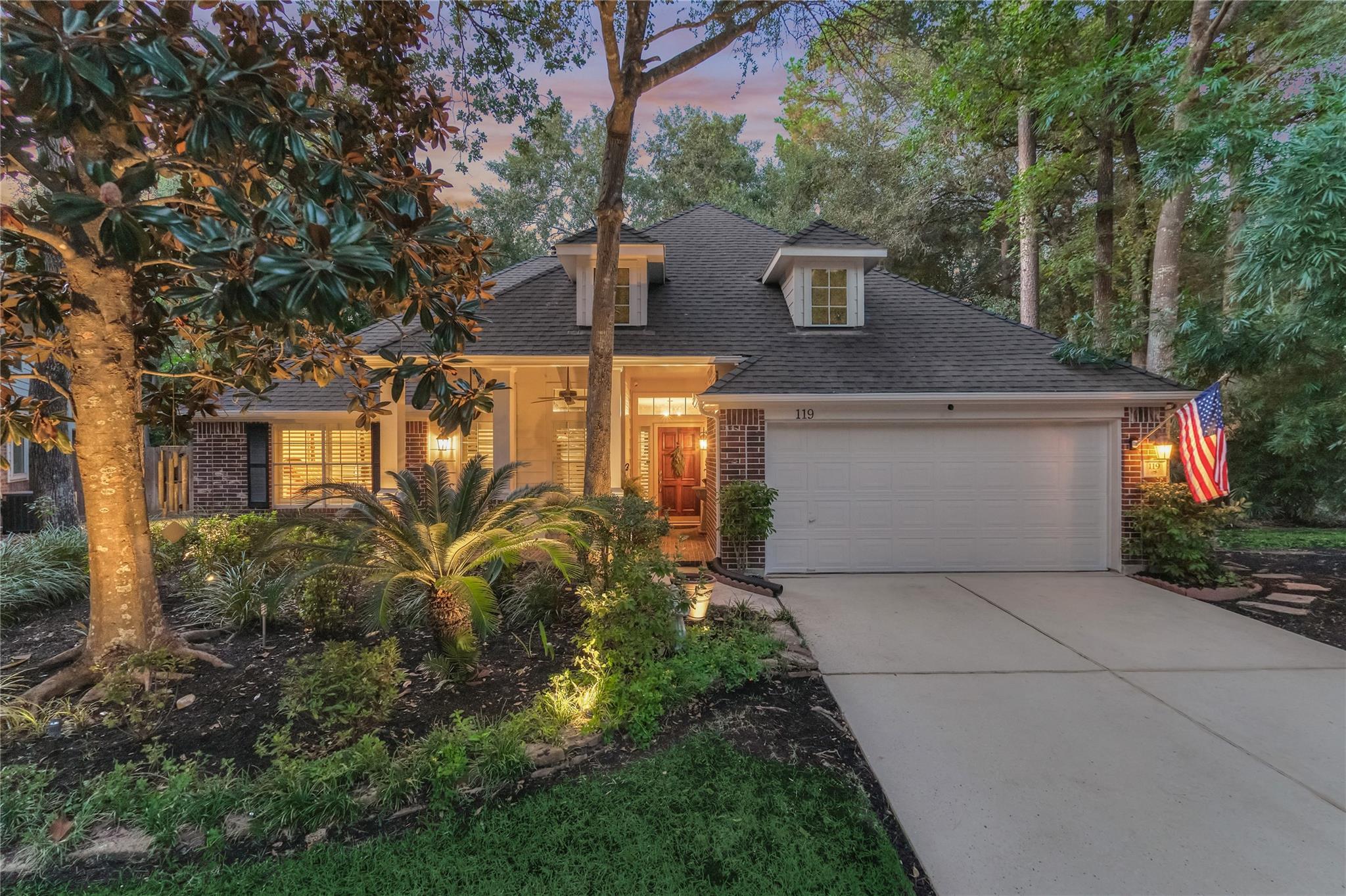 119 N Rambling Ridge Place