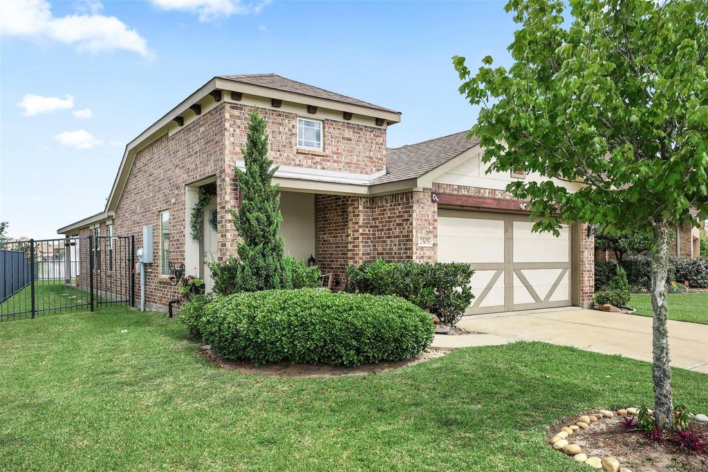 Photo of 2505 Bernadino Drive, Texas City, TX 77568 (MLS # 90778364)