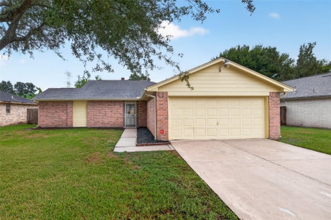 Photo of 2711 Dove Country Drive, Stafford, TX 77477 (MLS # 10527310)