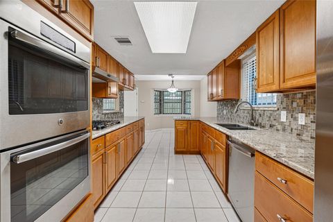 Tiny photo for 10714 Sagewind Drive, Houston, TX 77089 (MLS # 49352617)