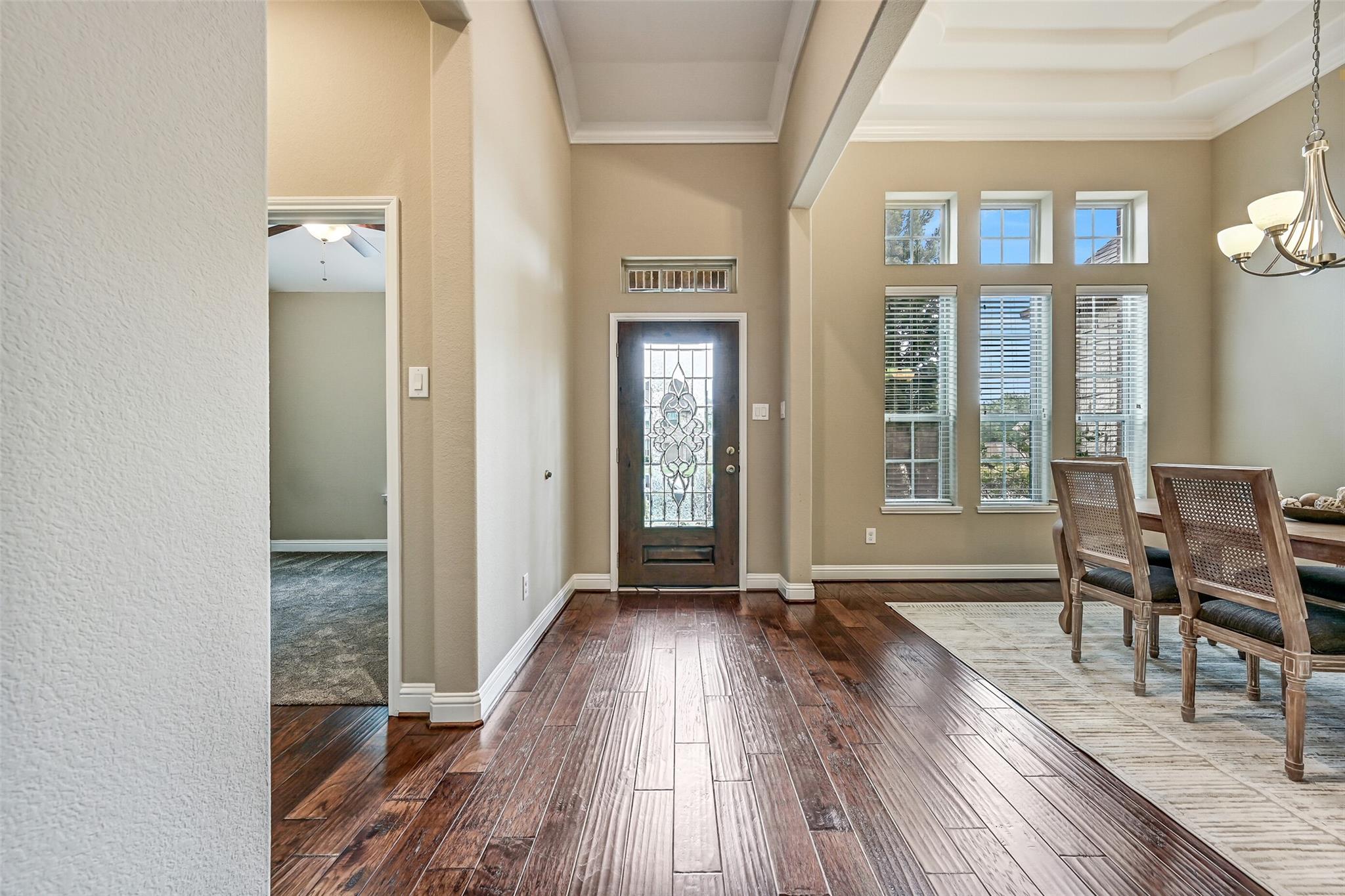 2807 Monarch Gardens Court