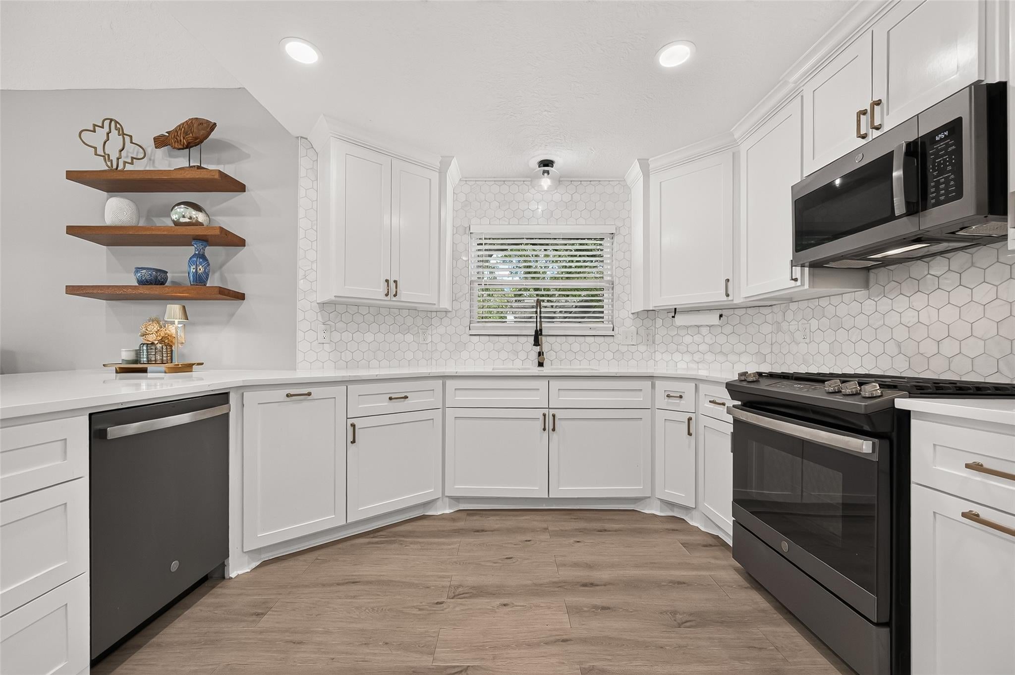 1411 Bittersweet Court