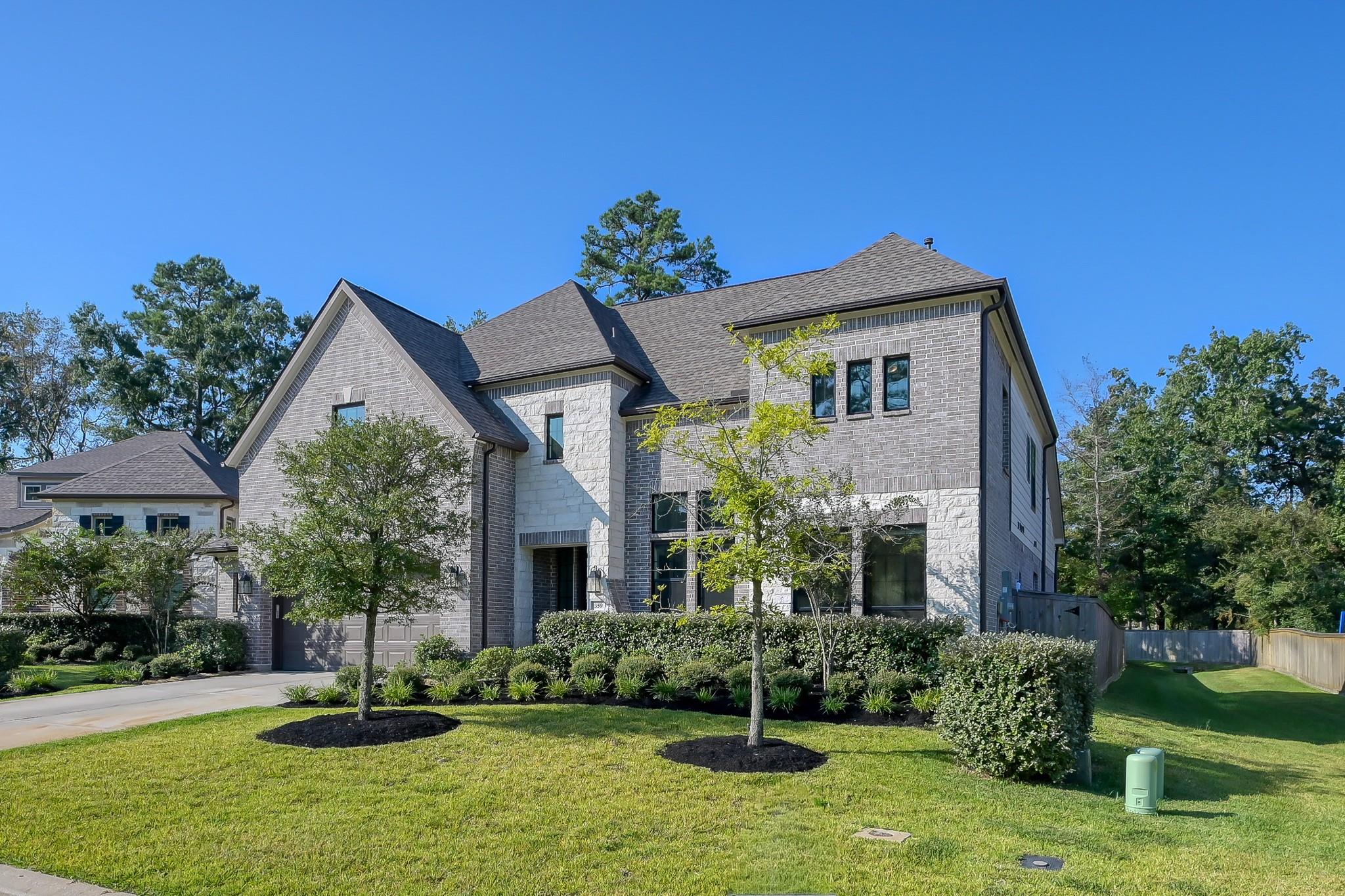 359 Calmato Woods Way