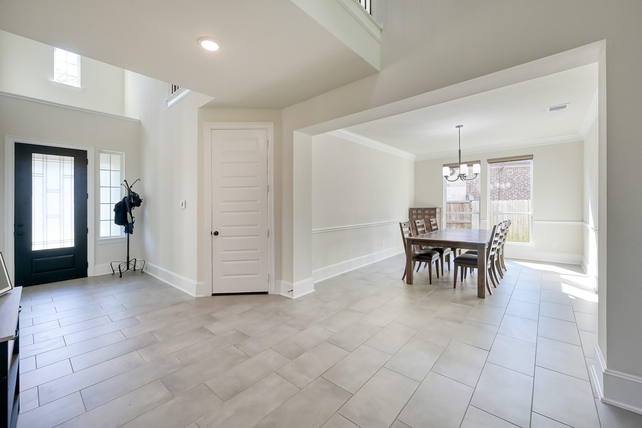 359 Calmato Woods Way