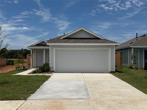 Homes For Sale - 5631 Shelford Birch Drive<br/> Conroe, TX 77303