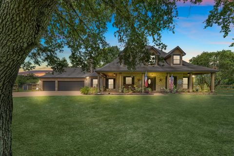 Photo of 17126 County Road 39, Rosharon, TX 77583 (MLS # 85148195)