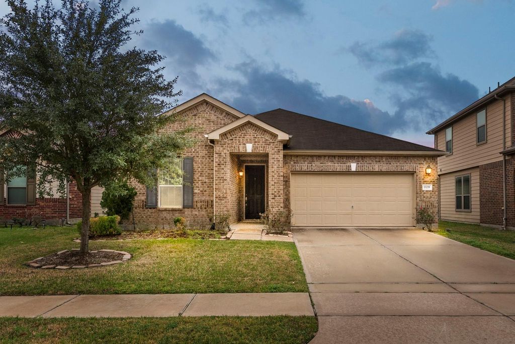 Photo of 15219 Sunlight Bay Court, Cypress, TX 77429 (MLS # 49295281)