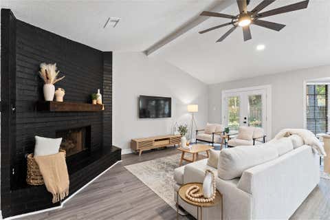 Photo of 17 S Greenbud Court, The Woodlands, TX 77380 (MLS # 82491502)